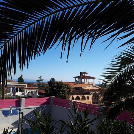 Helles Doppelzimmer Mit Bad, Terrasse Und Pool, Seperater Eingang, Liznjan, Istrien Εξωτερικό φωτογραφία