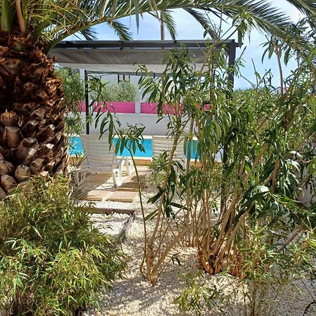 Helles Doppelzimmer Mit Bad, Terrasse Und Pool, Seperater Eingang, Liznjan, Istrien Εξωτερικό φωτογραφία